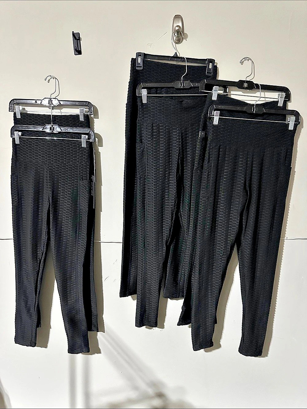 Women’s Black Textured High Waist Stretch Leggings S/M L/XL Boutique